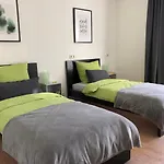 Haus Am Spitalgarten Fuer 10 Personen Gundelfingen