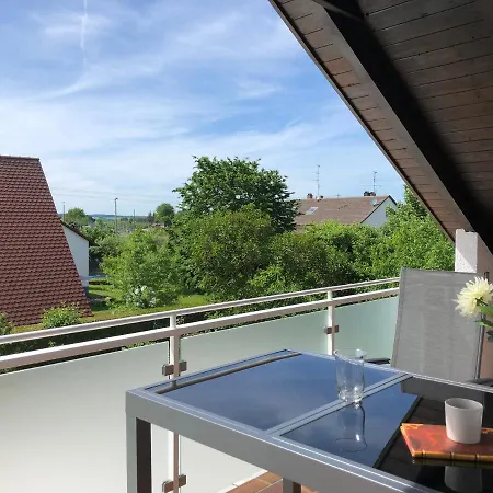 Haus Am Spitalgarten Fuer 10 Personen גונדלפינגן